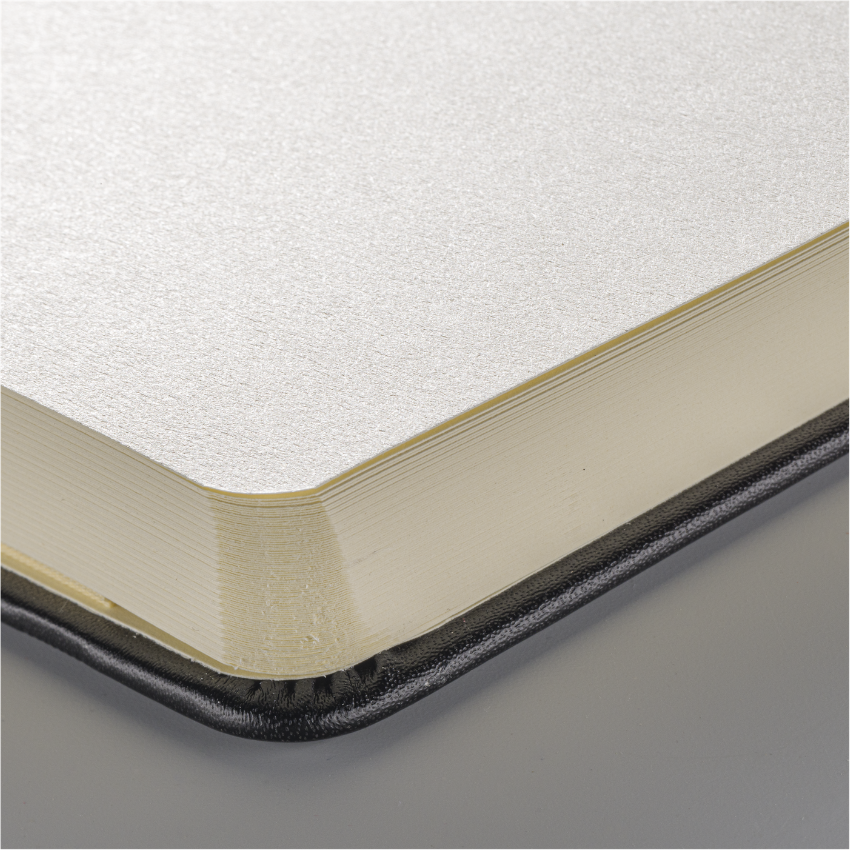 Нотес за скицирање и суви техники - скицник со крем-бели страници - Sakura Sketch notebook cream paper